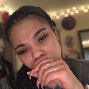 Meet your Posher, Keya